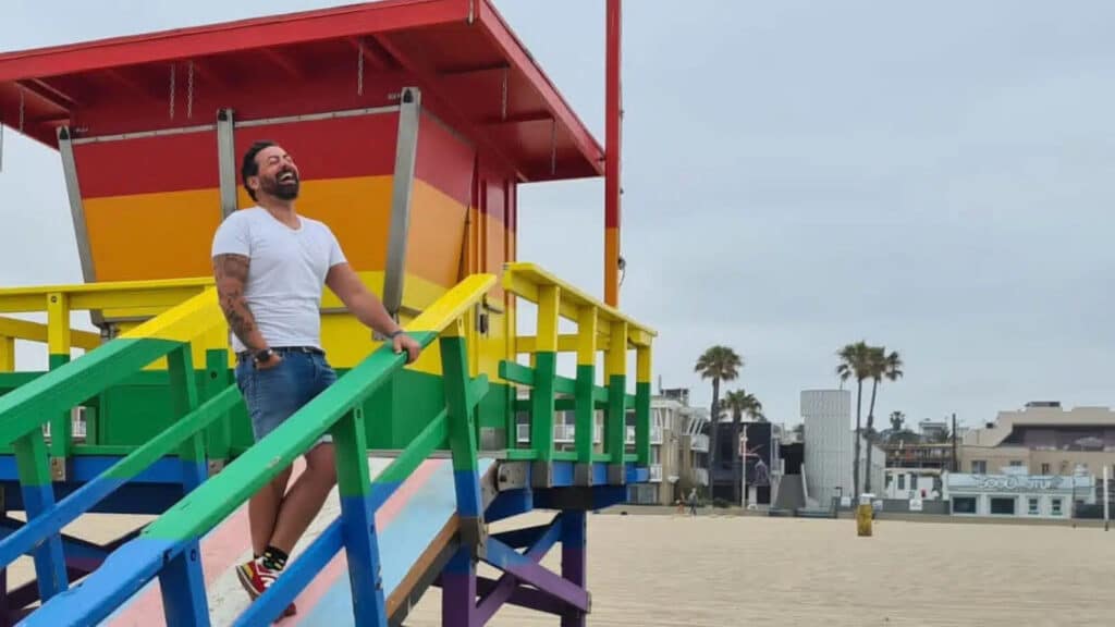 Manuel Reis De Sousa am Strand von Los Angeles