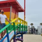 Manuel Reis De Sousa am Strand von Los Angeles